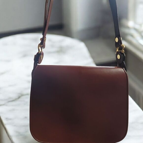 Cartier BORDEAUX and Gold Shoulder SADDLE Bag with Flap Closure VINTAGE - Picture 2 of 16